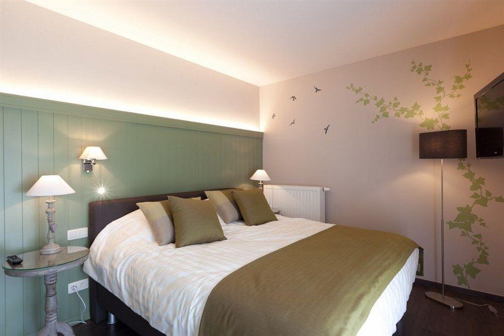 B&B Riche Terre Damme Exteriör bild