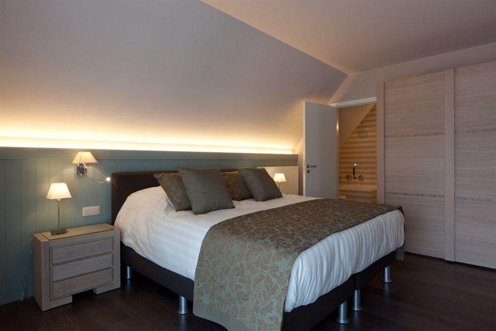 B&B Riche Terre Damme Exteriör bild